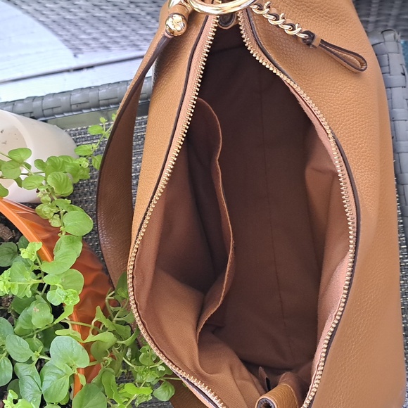 COACH Mia SaddleTan Soft Leather Shoulder Bag with Beautiful Gold Hardware EC - Picture 10 of 10